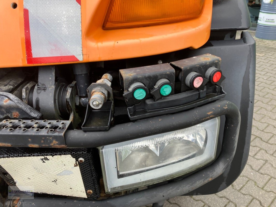 Unimog of the type Mercedes U 400, Gebrauchtmaschine in Aurich (Picture 22)