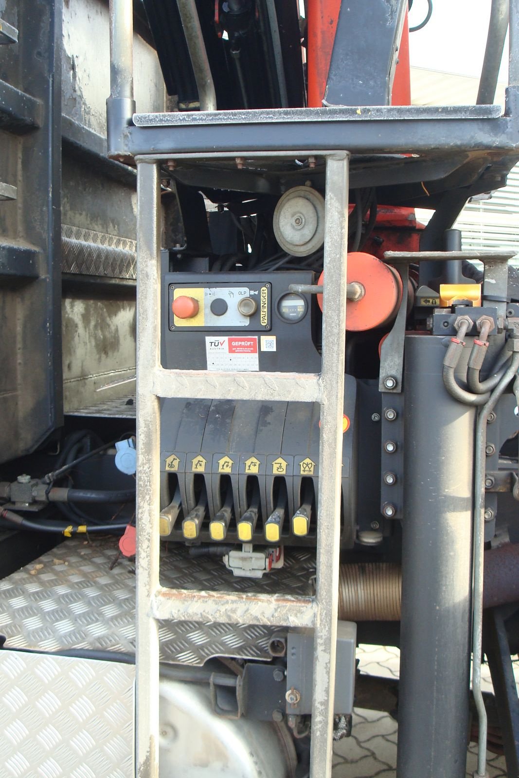 Unimog of the type Scania P340 CB 4x4HHZ, Gebrauchtmaschine in Judenburg (Picture 7)