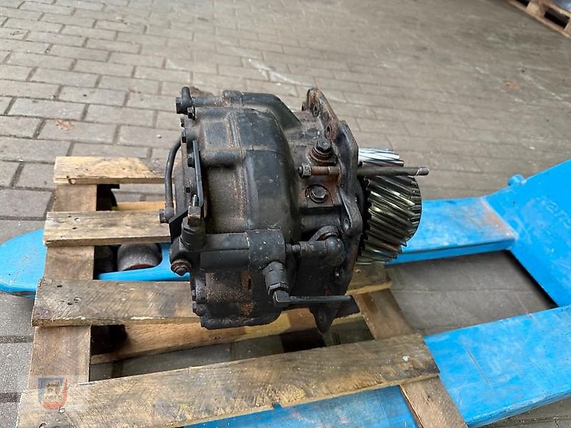 Unimog типа Sonstige Arbeitsgruppe Unimog MB-Trac Kriechgang Getriebe UG3/65, Gebrauchtmaschine в Fitzen (Фотография 1)