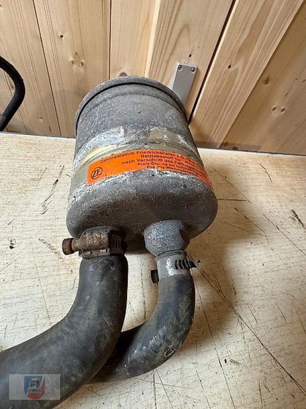 Unimog от тип Sonstige Behälter Lenkungsöl ZF Lenkölbehälter Ausgleichsbehälter Unimog, Gebrauchtmaschine в Fitzen (Снимка 10)