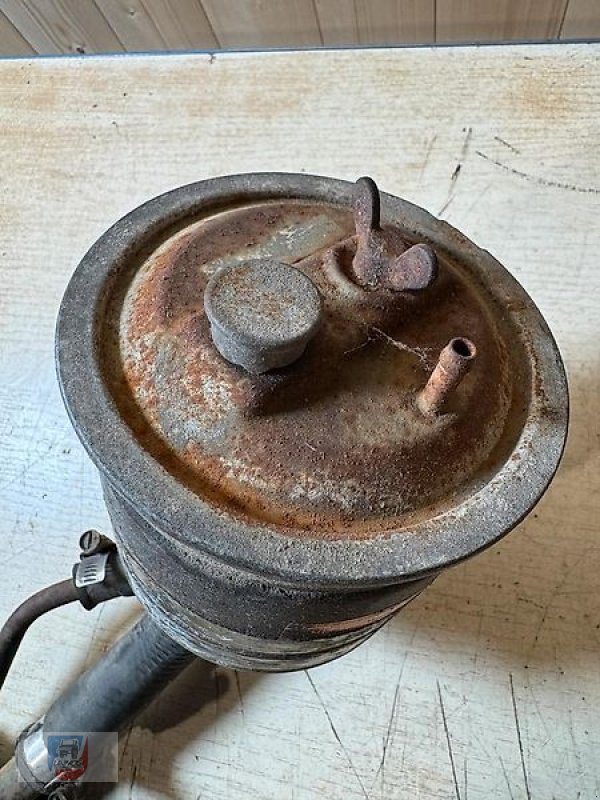 Unimog от тип Sonstige Behälter Lenkungsöl ZF Lenkölbehälter Ausgleichsbehälter Unimog, Gebrauchtmaschine в Fitzen (Снимка 3)