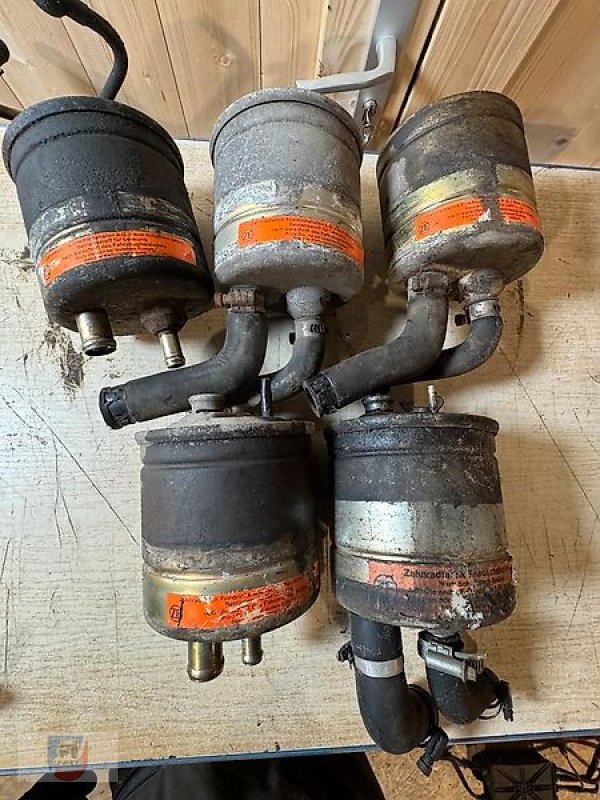 Unimog от тип Sonstige Behälter Lenkungsöl ZF Lenkölbehälter Ausgleichsbehälter Unimog, Gebrauchtmaschine в Fitzen (Снимка 1)