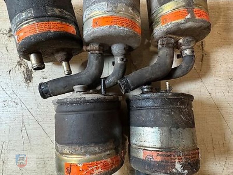 Unimog des Typs Sonstige Behälter Lenkungsöl ZF Lenkölbehälter Ausgleichsbehälter Unimog, Gebrauchtmaschine in Fitzen (Bild 1)