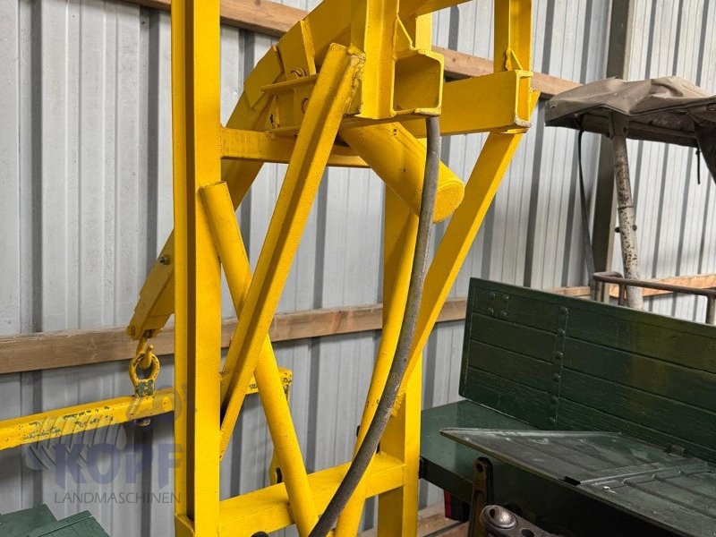 Unimog des Typs Sonstige Bottichheber an Unimog U411 und andere Traktoren, Gebrauchtmaschine in Schutterzell (Bild 1)