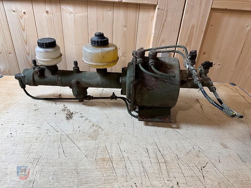 Unimog des Typs Sonstige Bremskraftverstärker Hauptbremszylinder Tandem Unimog U435, Gebrauchtmaschine in Fitzen (Bild 1)