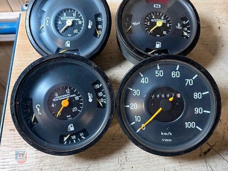Unimog des Typs Sonstige Tacho 100Km/h , Drehzahlmesser, Kombiinstrument 20 bar Unimog, Gebrauchtmaschine in Fitzen (Bild 1)