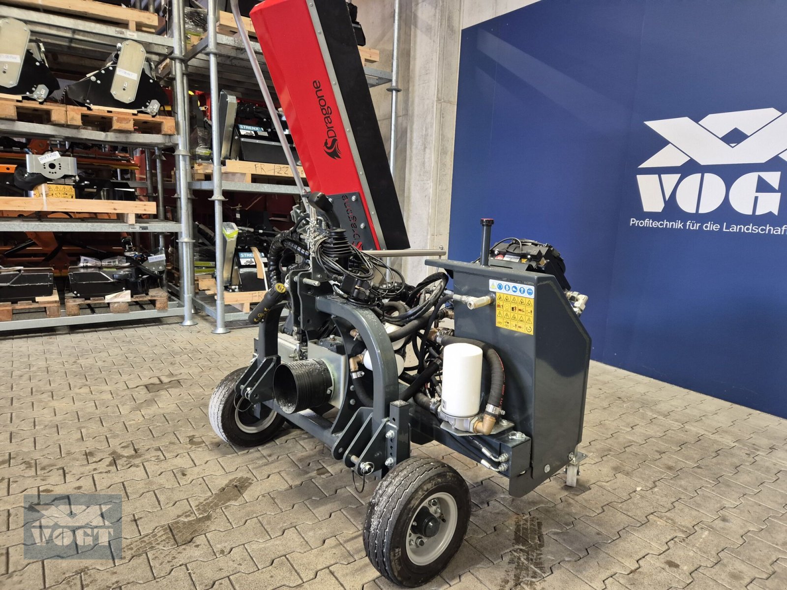 Unterstockmulcher del tipo DRAGONE BM 120 Zwischenreihenmulcher für Obst- und Weinbau-Vorführgerät-, Gebrauchtmaschine In Schmallenberg (Immagine 12)