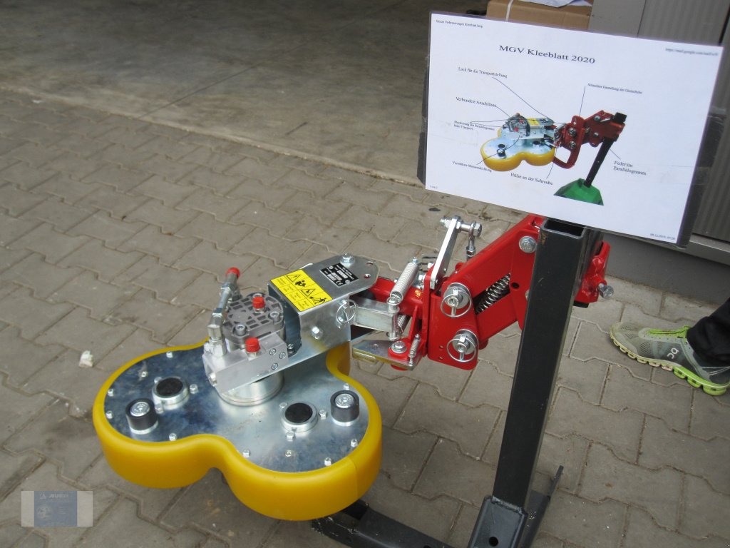 Unterstockmulcher des Typs MGV Kleeblatt, Neumaschine in Lörzweiler (Bild 1)