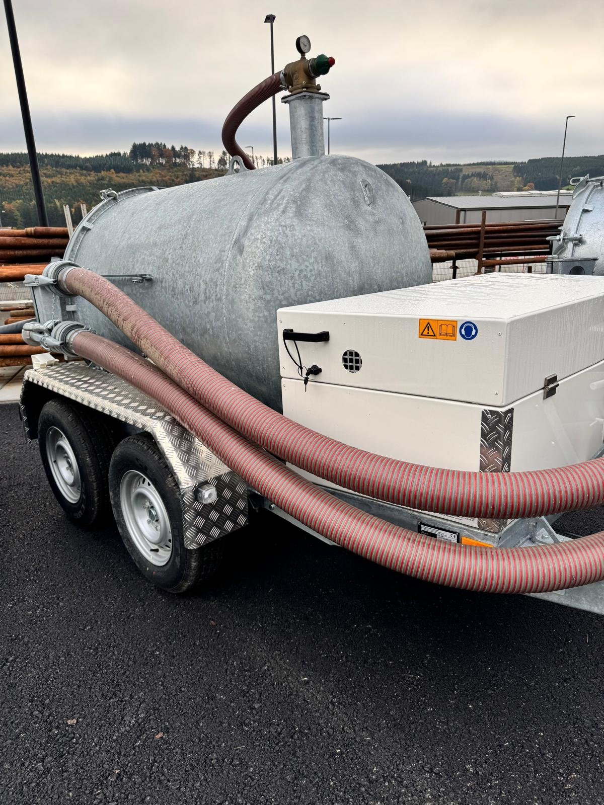 Vakuumfass a típus AT- Site Equipment Saugfass 3m³, Neumaschine ekkor: Schmallenberg (Kép 5)