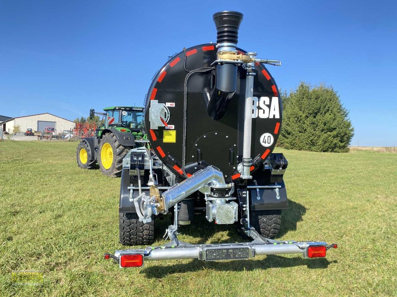 Vakuumfass des Typs BSA TTW 260 Transportlin, Neumaschine in Marsberg-Giershagen (Bild 10)