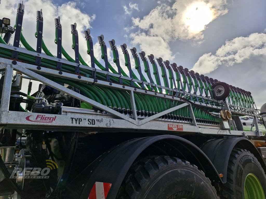 Vakuumfass des Typs Fliegl PFW 18000 TANDEM BIG FOOT, Neumaschine in Aurich (Bild 13)