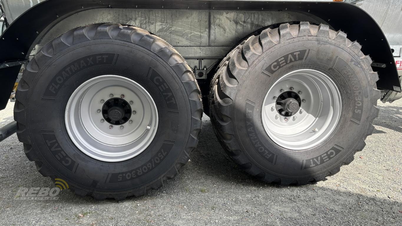 Vakuumfass des Typs Fliegl VFW 14000 Tandem Maxx-Line Plus, Vakuumfasswagen, Neumaschine in Aurich (Bild 5)