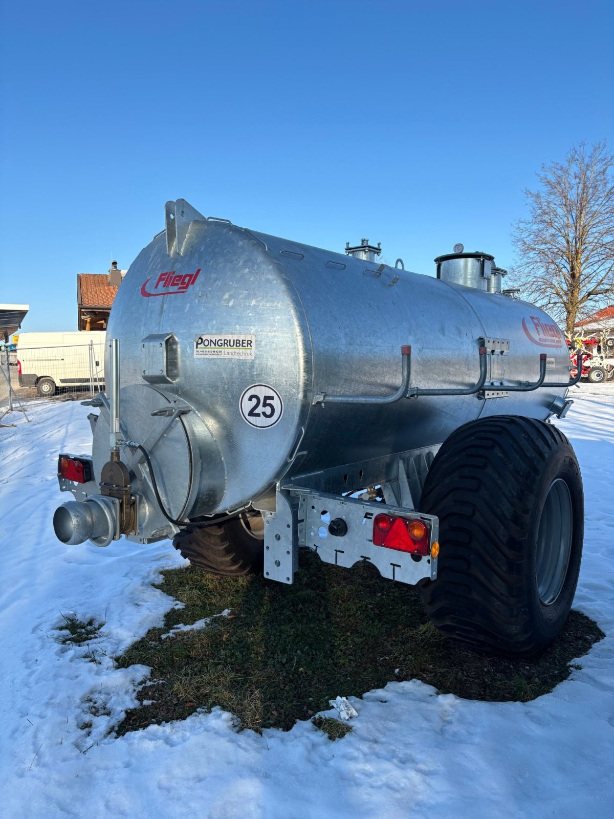 Vakuumfass Türe ait Fliegl VFW 6200, Neumaschine içinde Elixhausen (resim 5)