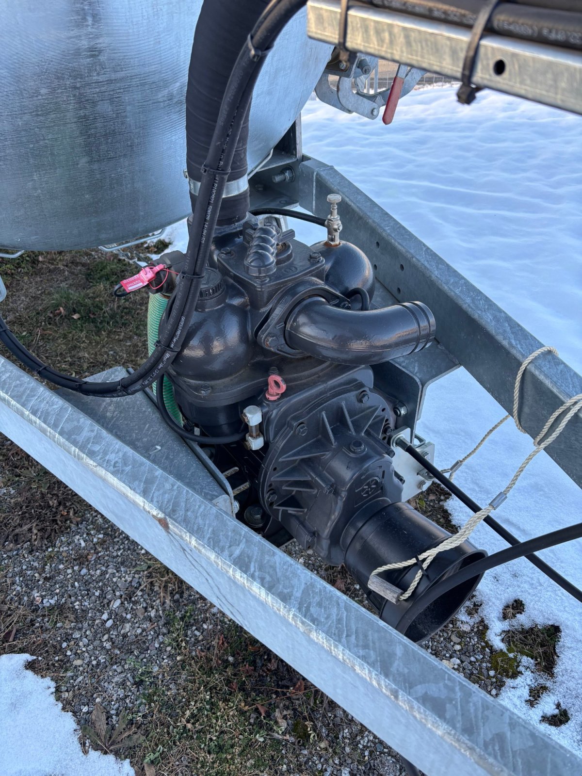 Vakuumfass Türe ait Fliegl VFW 6200, Neumaschine içinde Elixhausen (resim 8)