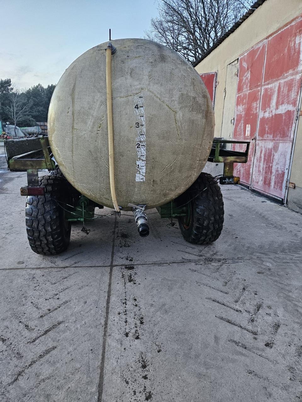 Vakuumfass des Typs Fortschritt HTS 80, Gebrauchtmaschine in Beelitz (Bild 4)