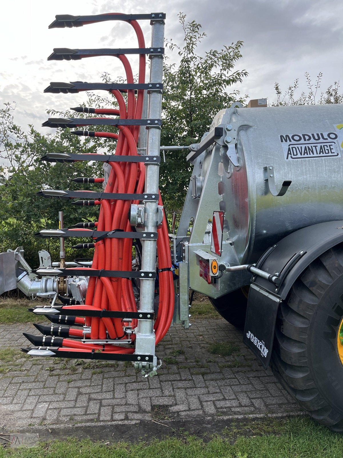 Vakuumfass tip Joskin Modulo 2 10000l mit Mastek Schleppschuh 7,5m, Neumaschine in Südbrookmerland (Poză 3)