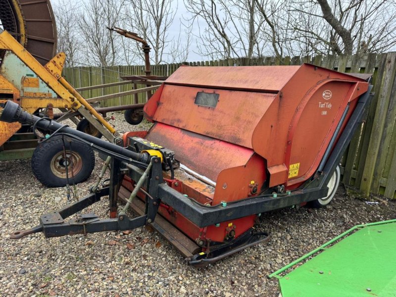 Vertikutierer del tipo Charterhouse Turf Tidy 1800, Gebrauchtmaschine In Bramming