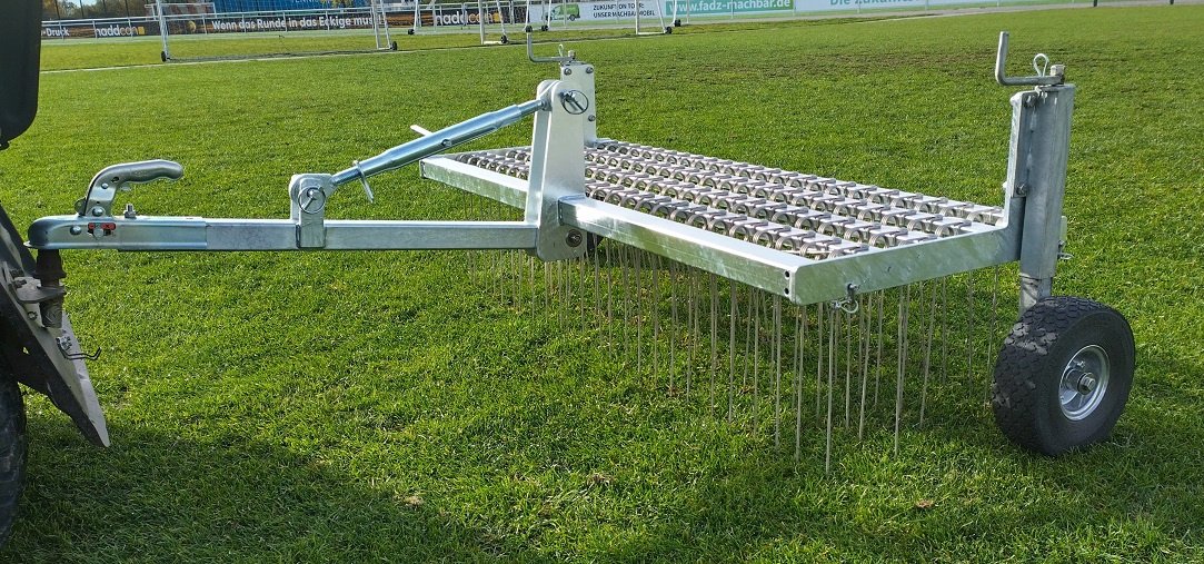 Vertikutierer des Typs rasenstriegel.de RS2004 Eco, Neumaschine in Bad Staffelstein (Bild 1)