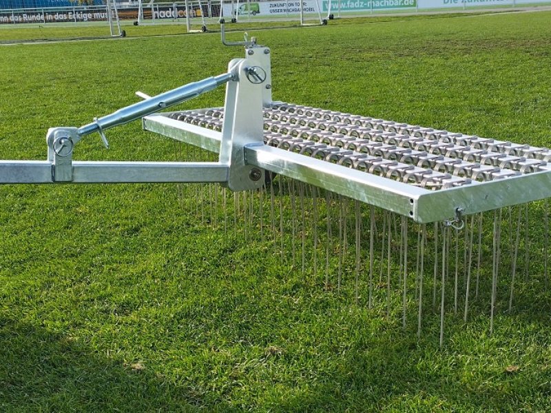 Vertikutierer des Typs rasenstriegel.de RS2004 Eco, Neumaschine in Bad Staffelstein (Bild 1)