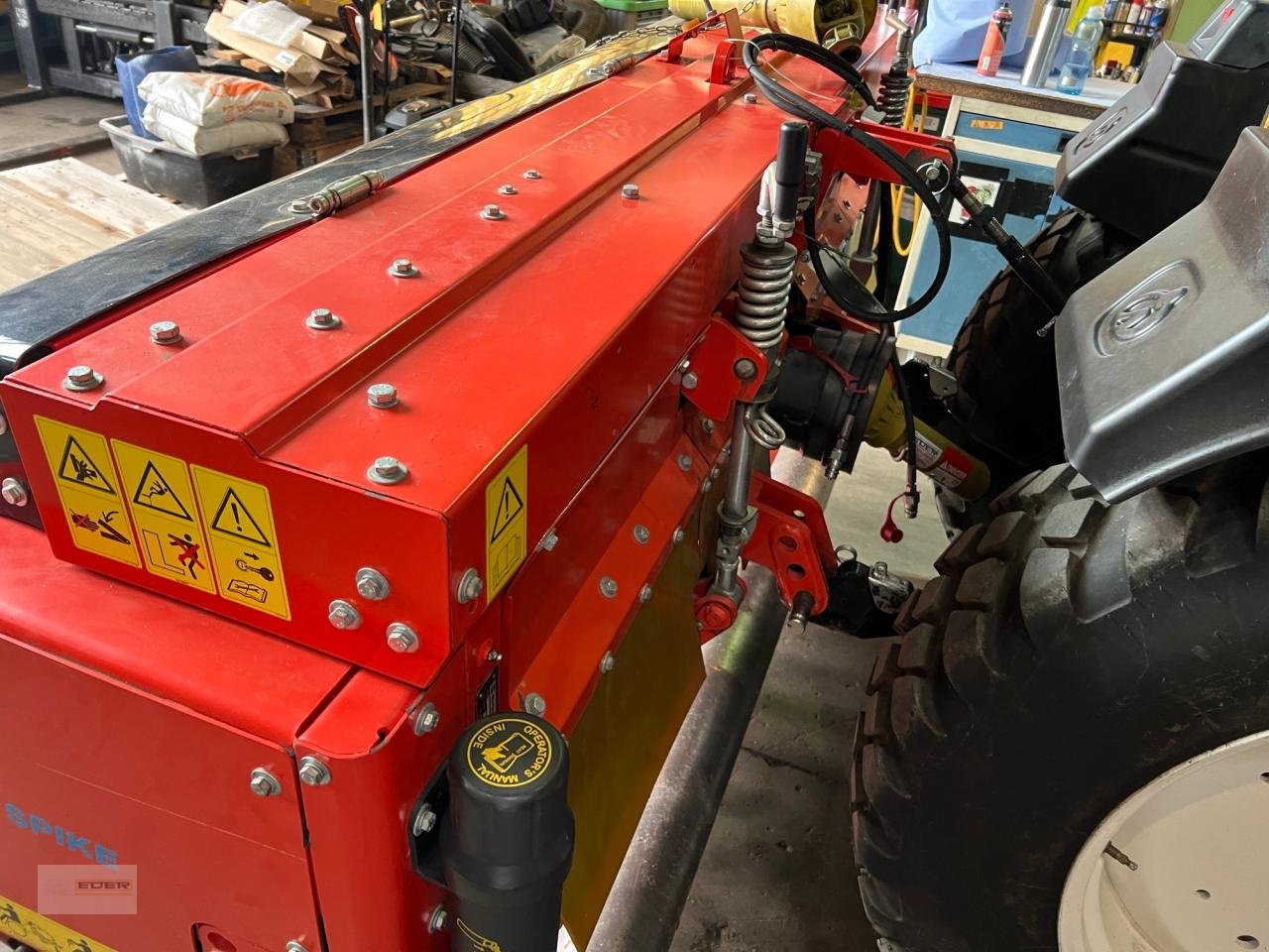 Vertikutierer tip Sonstige Wiedemann Terra Spike XD 8, Gebrauchtmaschine in Kirchheim b. München (Poză 3)