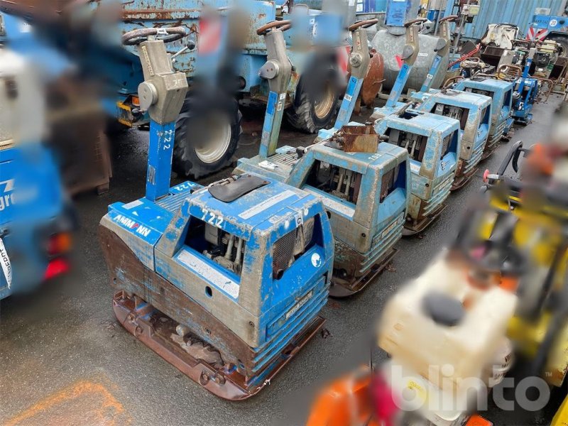 Vibrations-Stampfer del tipo Ammann AVH 100/20, Gebrauchtmaschine en Düsseldorf