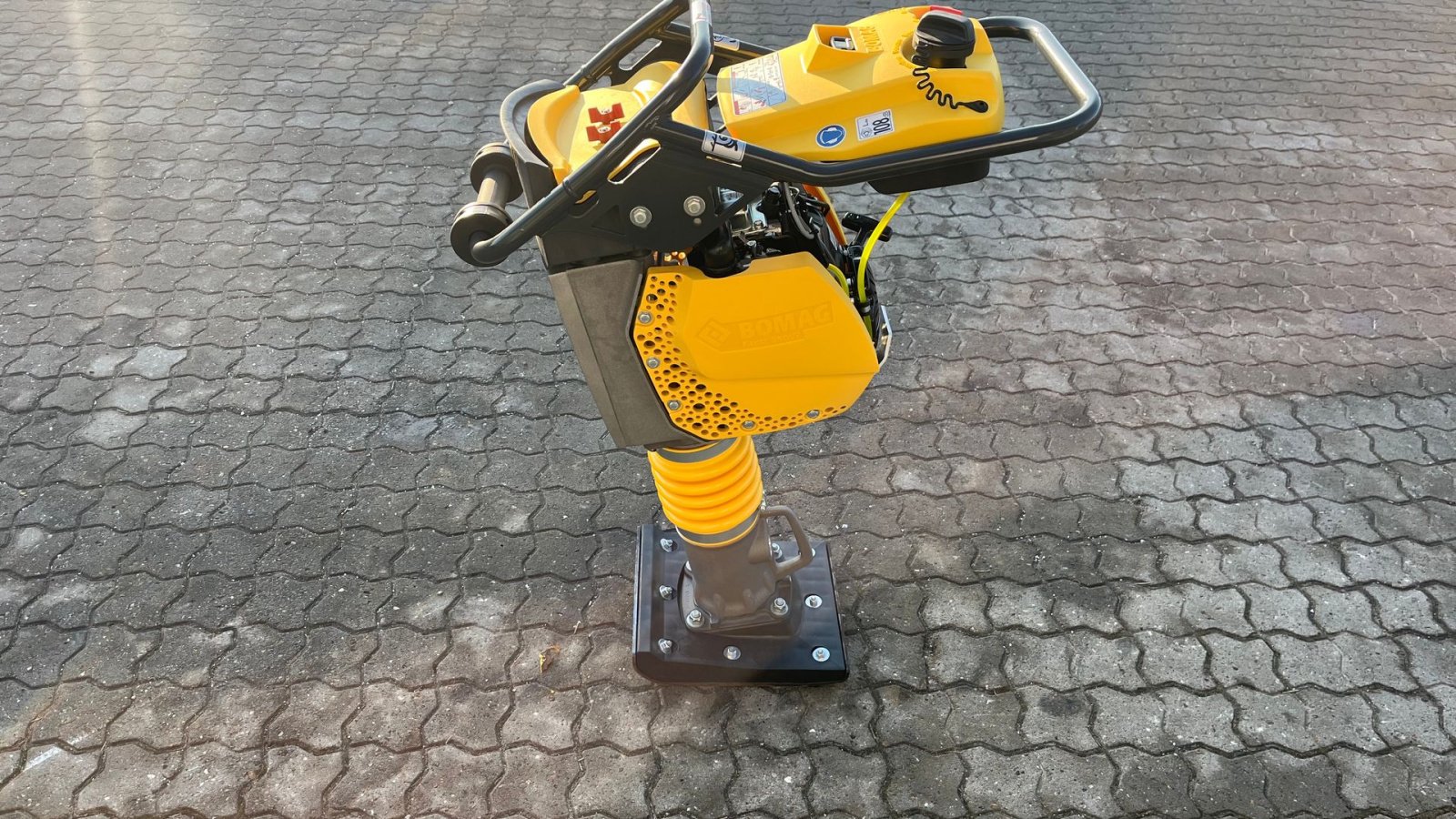 Vibrations-Stampfer del tipo Bomag BT 60 Demo jordloppe kørt 1T SOM NY, Gebrauchtmaschine In Rønnede (Immagine 4)