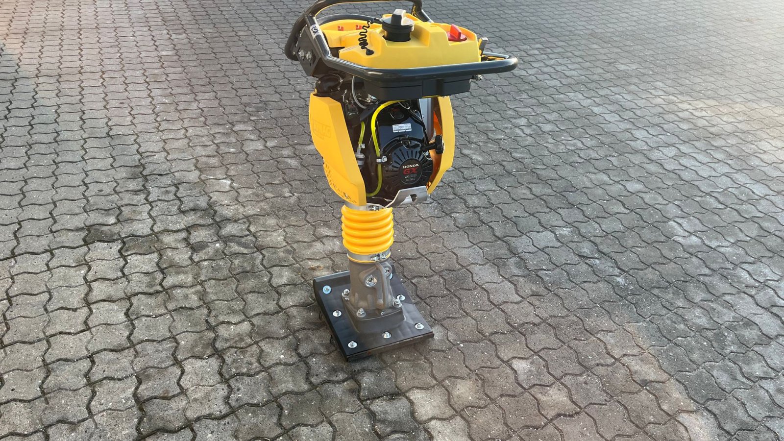 Vibrations-Stampfer del tipo Bomag BT 60 Demo jordloppe kørt 1T SOM NY, Gebrauchtmaschine In Rønnede (Immagine 8)