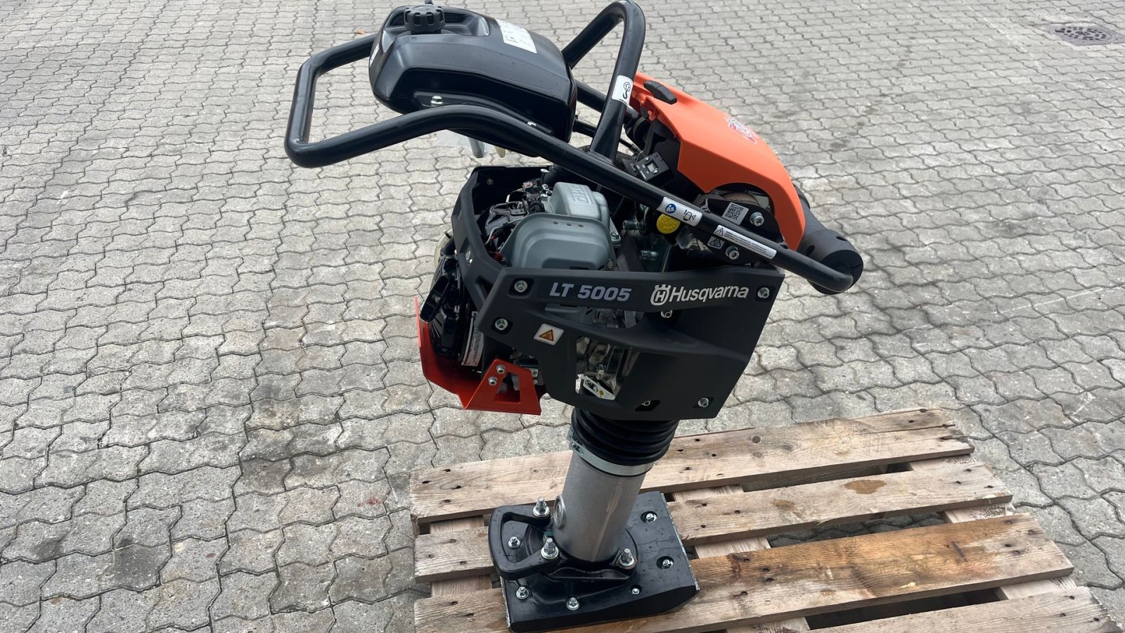 Vibrations-Stampfer typu Husqvarna LT5005 NY jordloppe Klar til brug, Gebrauchtmaschine v Rønnede (Obrázek 4)