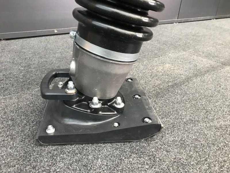 Vibrations-Stampfer des Typs Husqvarna Stampfer LT6005 280mm 4-Takt, Neumaschine in Tamsweg (Bild 12)