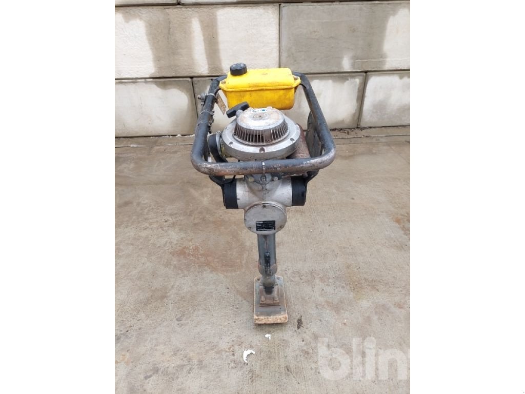 Vibrations-Stampfer Türe ait Wacker Neuson BS 30, Gebrauchtmaschine içinde Düsseldorf (resim 4)