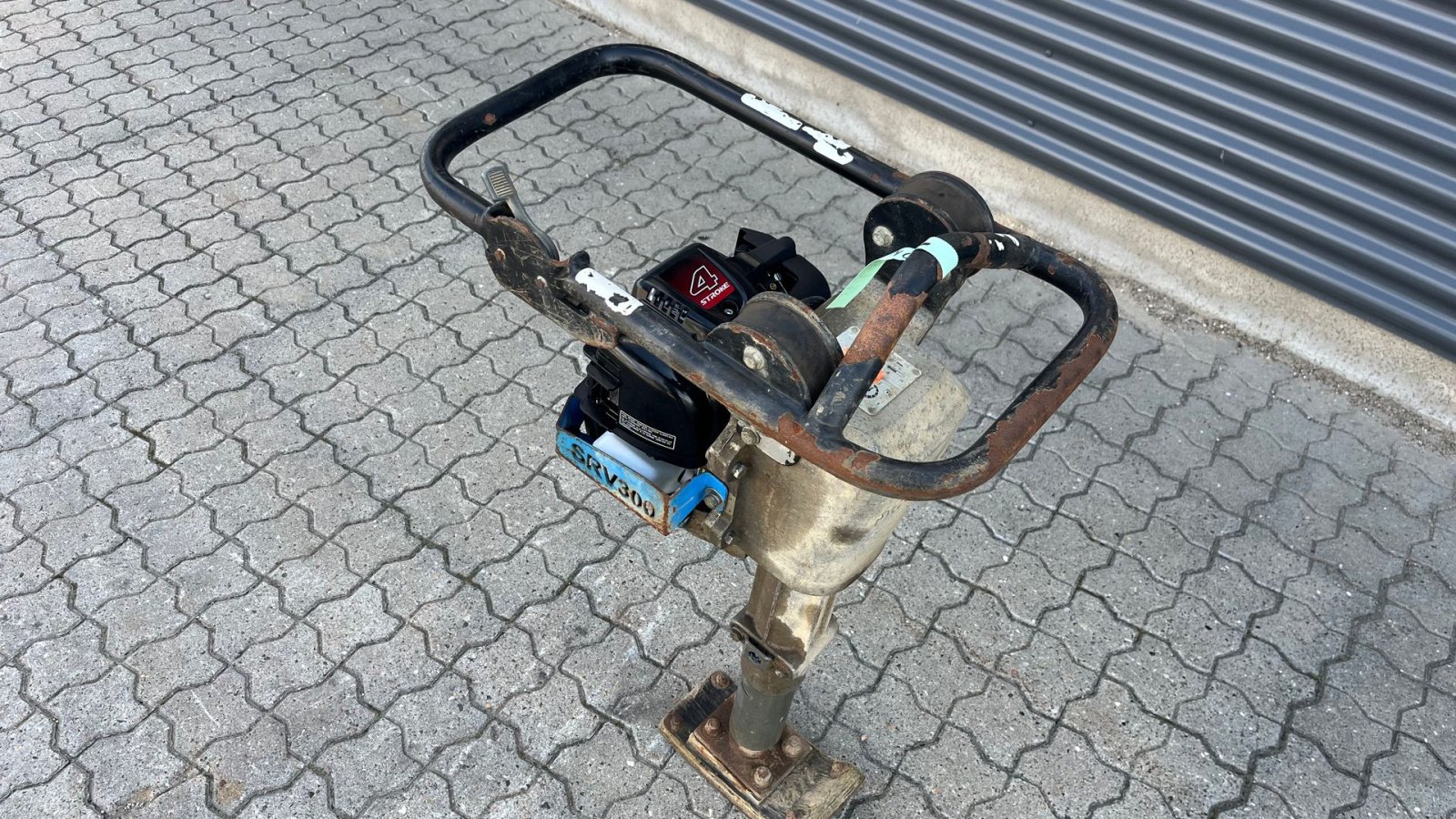 Vibrations-Stampfer van het type Weber-Hydraulik svr300 32Kg lille/smal jordloppe NY Motor, Gebrauchtmaschine in Rønnede (Foto 2)