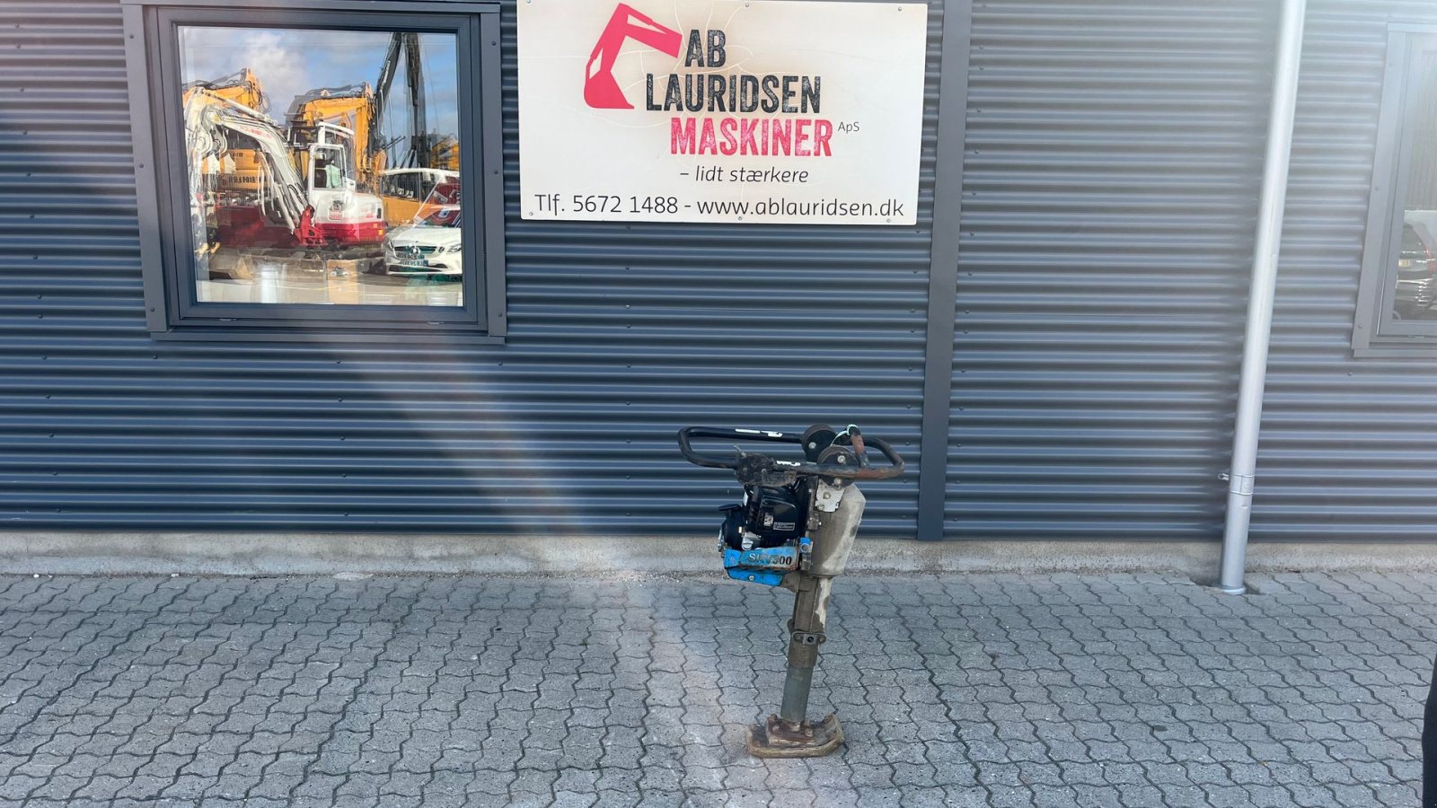 Vibrations-Stampfer van het type Weber-Hydraulik svr300 32Kg lille/smal jordloppe NY Motor, Gebrauchtmaschine in Rønnede (Foto 1)