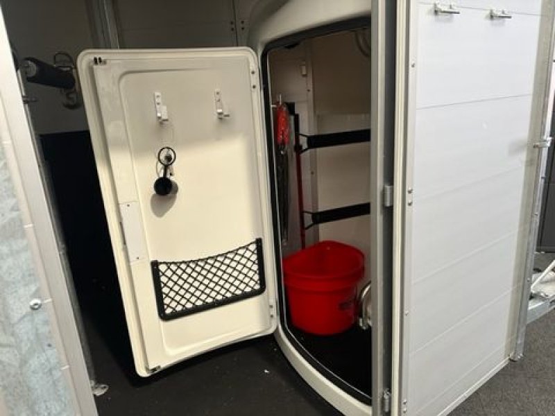 Viehanhänger tip Böckmann Pferdeanhänger Big Champion E -WCF- 3,0to, Neumaschine in Tamsweg (Poză 18)