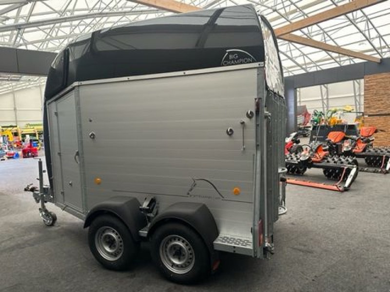 Viehanhänger tip Böckmann Pferdeanhänger Big Champion E -WCF- 3,0to, Neumaschine in Tamsweg (Poză 12)