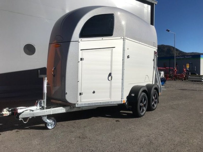 Viehanhänger des Typs Böckmann Pferdeanhänger Big Champion R, Neumaschine in Tamsweg (Bild 1)