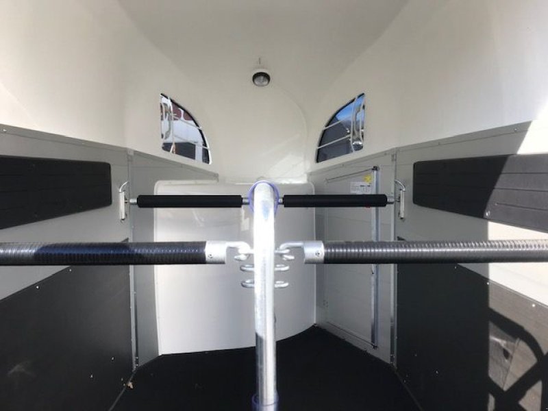 Viehanhänger des Typs Böckmann Pferdeanhänger Big Champion R, Neumaschine in Tamsweg (Bild 17)