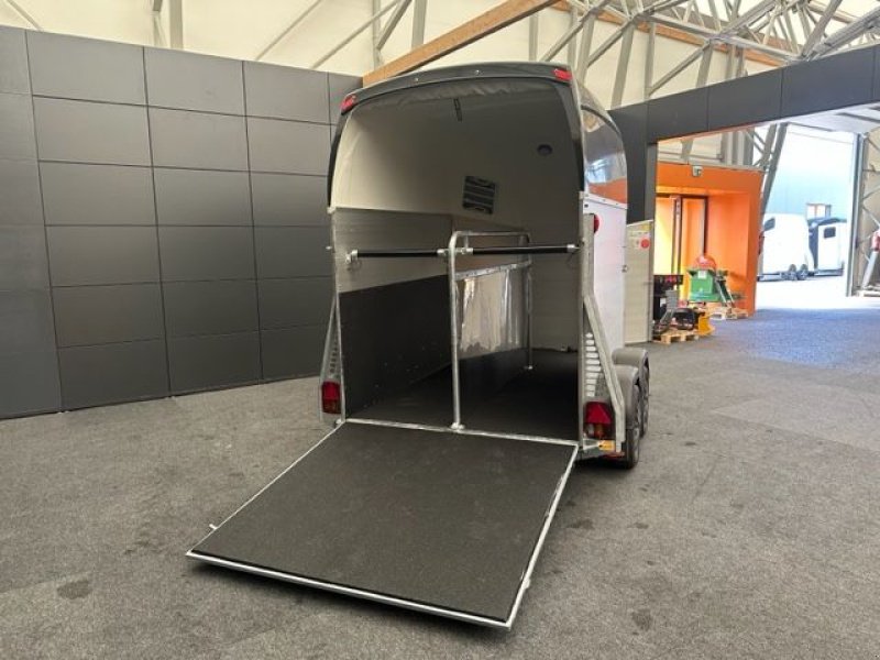 Viehanhänger des Typs Böckmann Pferdeanhänger Champion Esprit s+b 2400kg, Neumaschine in Tamsweg (Bild 18)