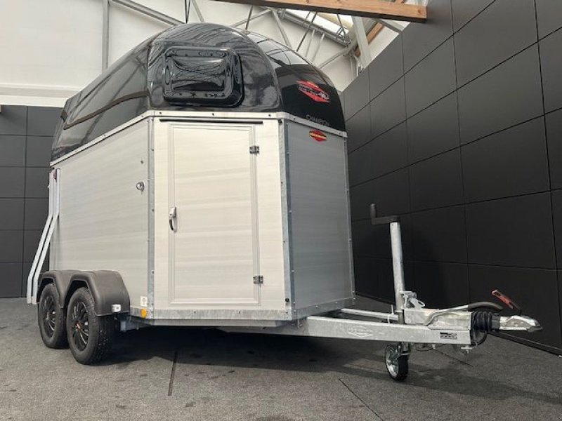 Viehanhänger des Typs Böckmann Pferdeanhänger Champion Esprit s+b Sattelkammer, Neumaschine in Tamsweg (Bild 1)