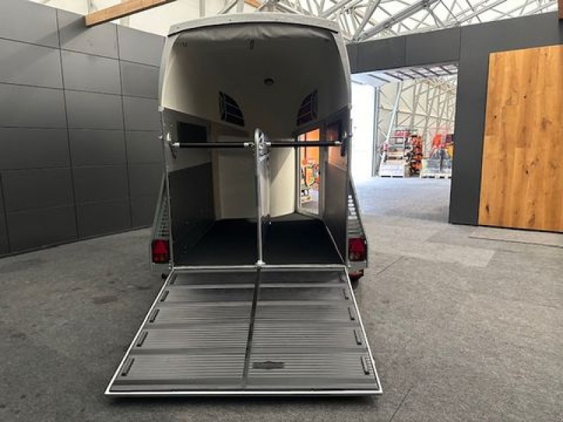 Viehanhänger of the type Böckmann Pferdeanhänger Champion R 2,4to 3,28x1,65m, Neumaschine in Tamsweg (Picture 13)