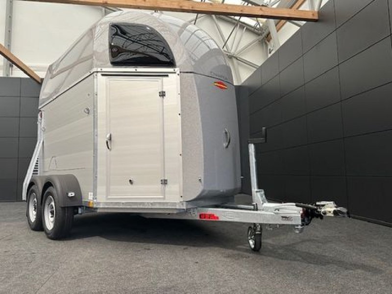 Viehanhänger of the type Böckmann Pferdeanhänger Champion R 2,4to 3,28x1,65m, Neumaschine in Tamsweg (Picture 2)