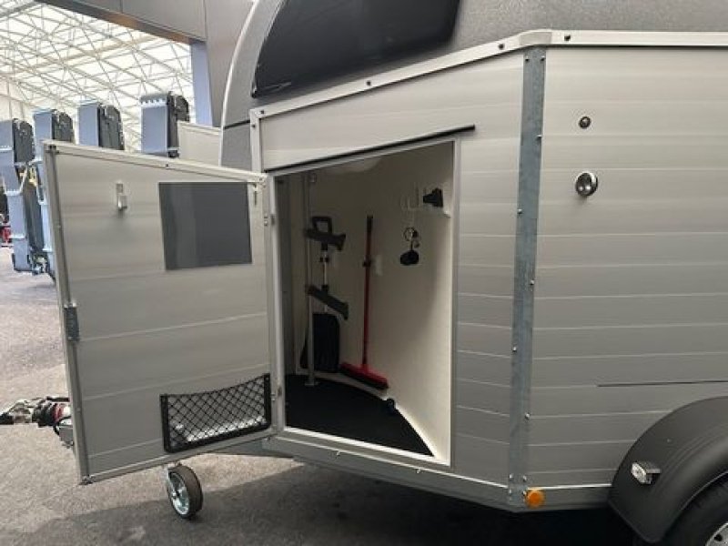 Viehanhänger of the type Böckmann Pferdeanhänger Champion R 2,4to 3,28x1,65m, Neumaschine in Tamsweg (Picture 11)