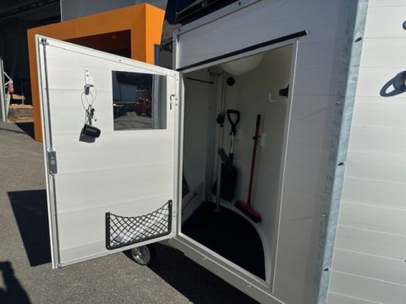 Viehanhänger des Typs Böckmann Pferdeanhänger Champion R 2,7to 3,28x1,65m, Neumaschine in Tamsweg (Bild 11)