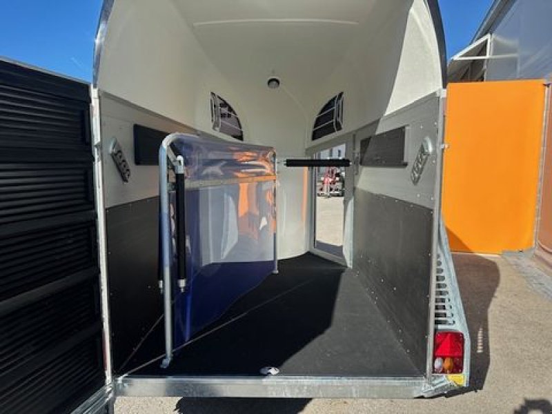 Viehanhänger des Typs Böckmann Pferdeanhänger Champion R 2,7to 3,28x1,65m, Neumaschine in Tamsweg (Bild 16)