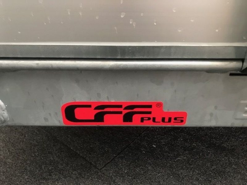 Viehanhänger typu Böckmann Pferdeanhänger Champion R grün-metallic, Neumaschine v Tamsweg (Obrázek 9)