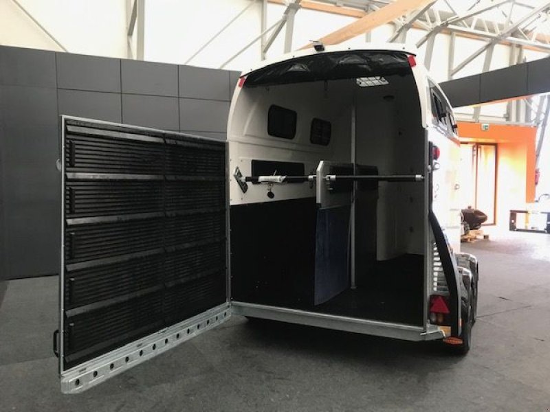 Viehanhänger typu Böckmann Pferdeanhänger Grand Master SR Sattelraum, Neumaschine v Tamsweg (Obrázek 12)