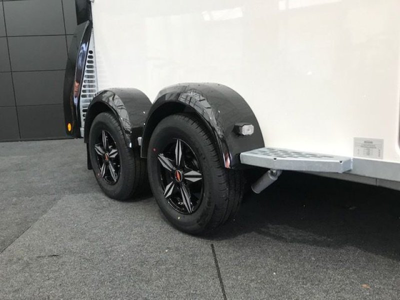 Viehanhänger typu Böckmann Pferdeanhänger Grand Master SR Sattelraum, Neumaschine v Tamsweg (Obrázek 5)