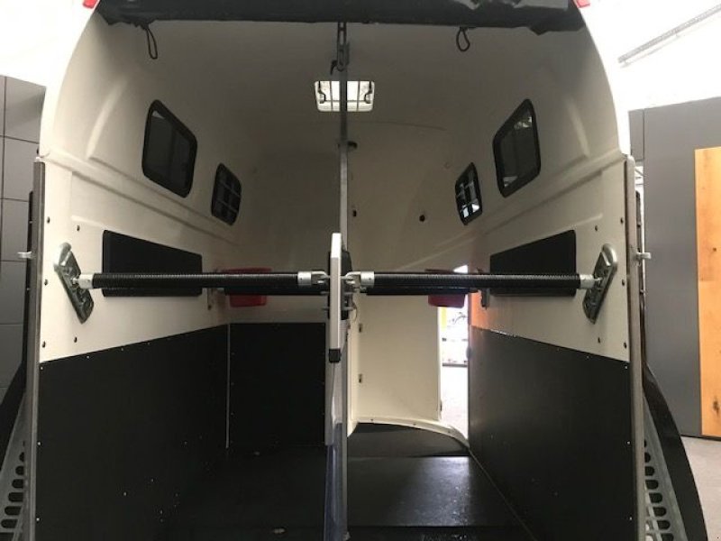 Viehanhänger typu Böckmann Pferdeanhänger Grand Master SR Sattelraum, Neumaschine v Tamsweg (Obrázek 14)