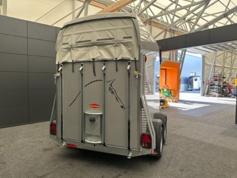 Viehanhänger typu Böckmann Pferdeanhänger Master WCF 2,4to 3,56x1,65m, Neumaschine v Tamsweg (Obrázek 8)