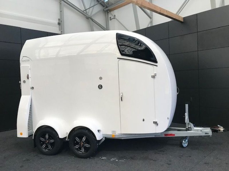 Viehanhänger of the type Böckmann Pferdeanhänger Master WCF, Neumaschine in Tamsweg (Picture 4)