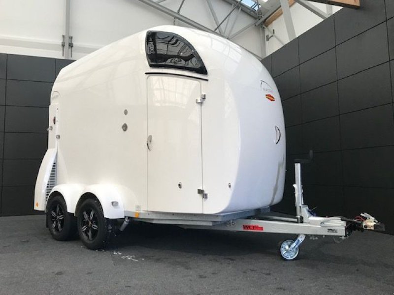 Viehanhänger of the type Böckmann Pferdeanhänger Master WCF, Neumaschine in Tamsweg (Picture 3)